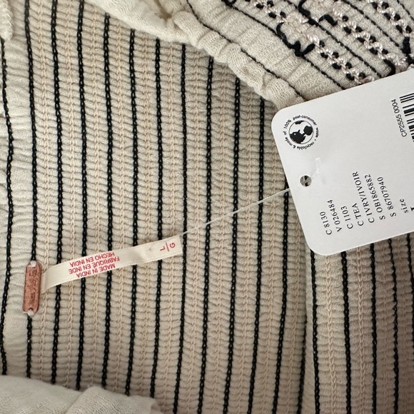 Free People Tory Cream Smocked Mini Dress with Black Floral Embroidery L NWT - Picture 3 of 12